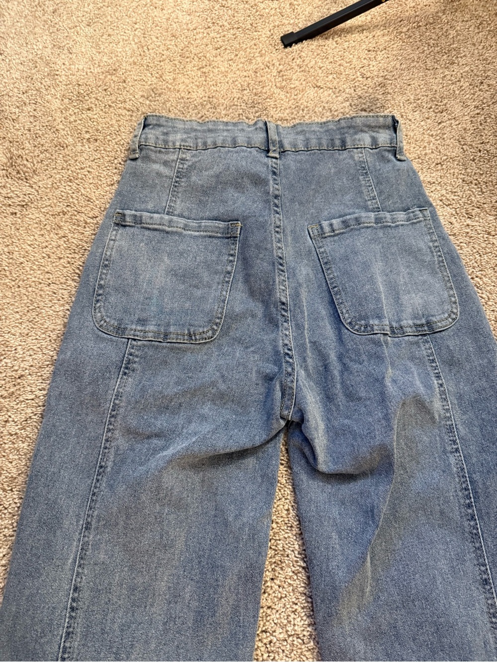 Unk Women's Straight Leg Jeans - Light Blue Washed Denim - Picture 2 of 6